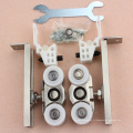 Le fournisseur fournissent l&#39;upvc roue de nylon de rouleau de porte coulissante avec le roulement fabriqué en Chine